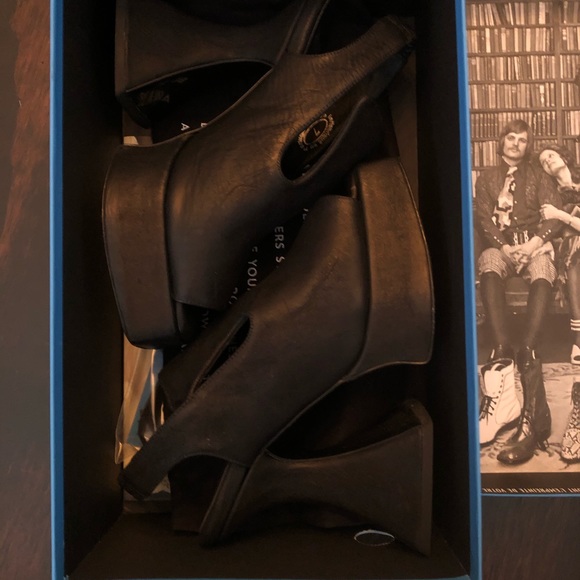 John Fluevog Lady Miss Mega Munster - Picture 2 of 2